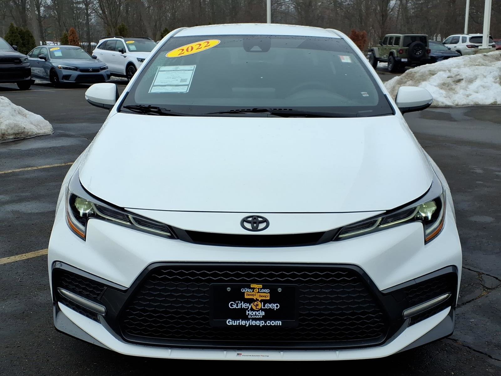 Used 2022 Toyota Corolla SE image 2
