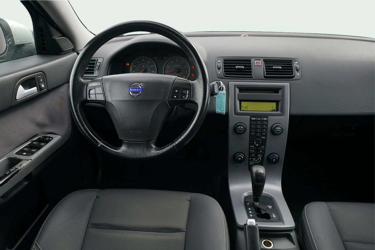 Used 2007 Volvo S40 2.4i FWD image 17