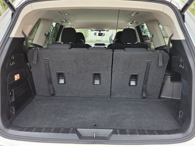 Used 2021 Subaru Ascent Premium w/ Convenience Package image 17