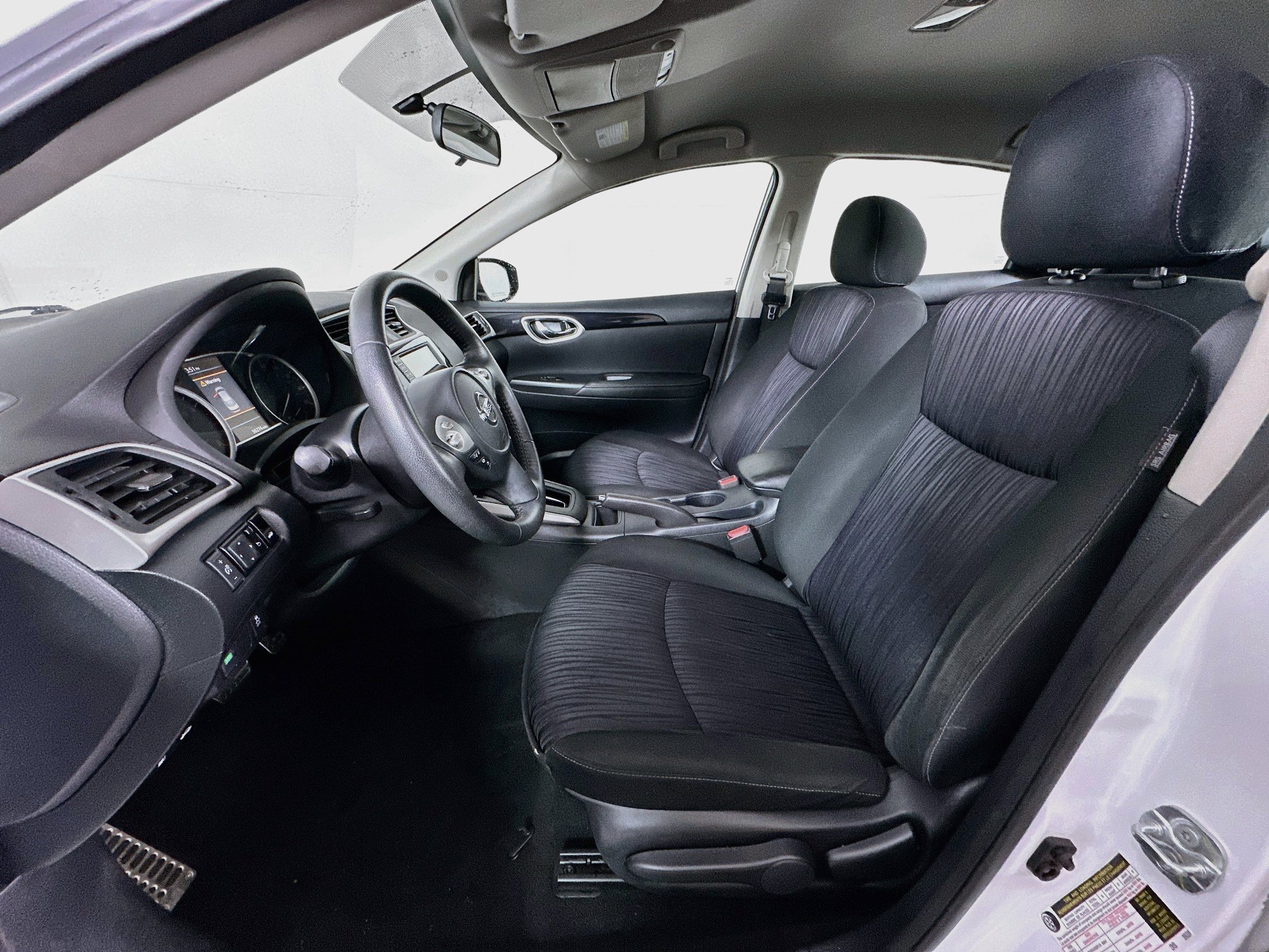 Used 2019 Nissan Sentra SV FWD image 13