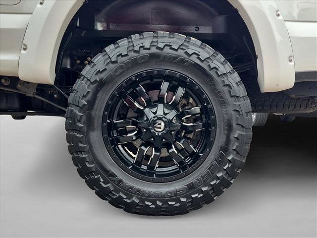 Used 2019 Ford F350 Platinum w/ Platinum Ultimate Package AWD/4WD image 24