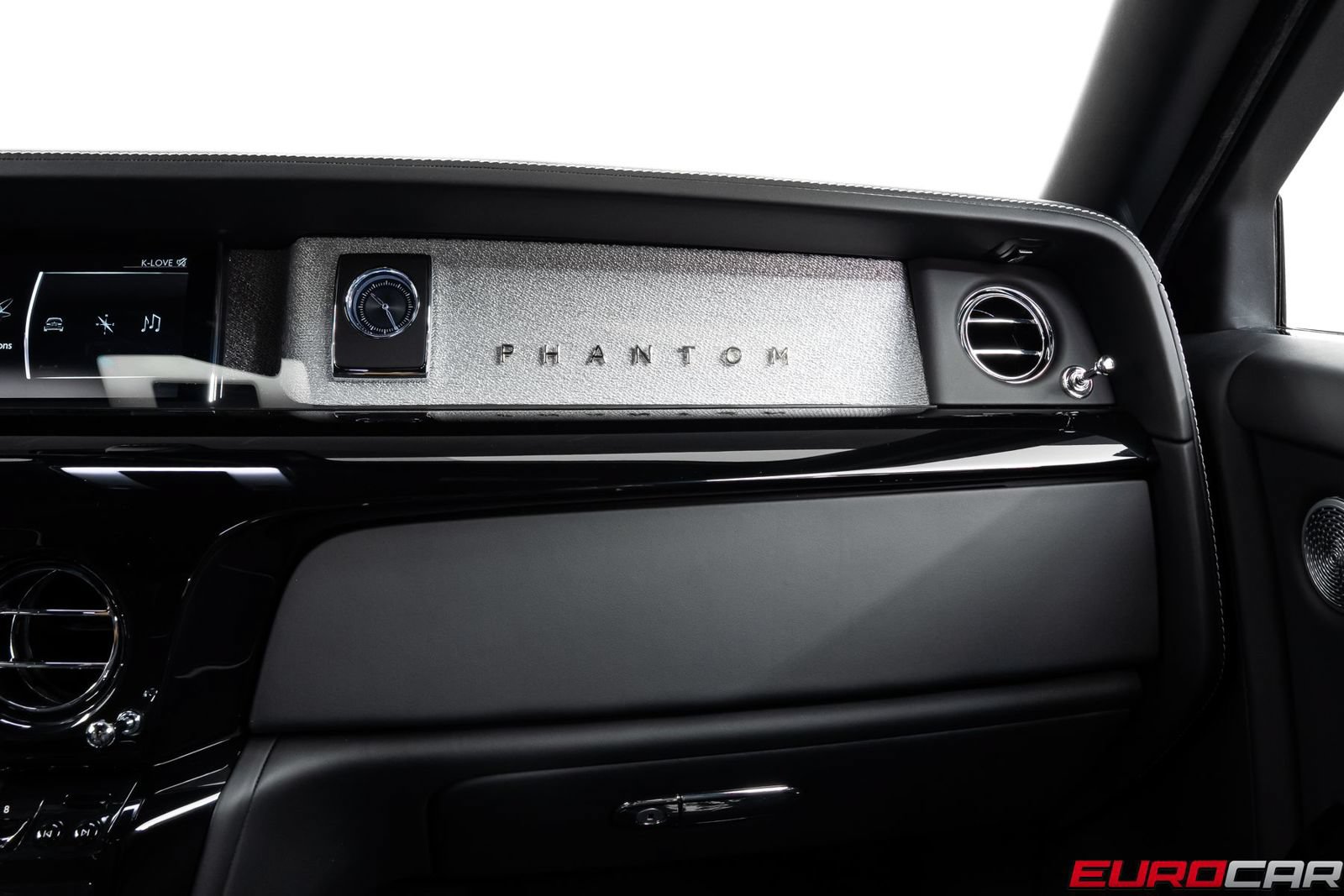 Used 2022 Rolls-Royce Phantom Sedan RWD image 35
