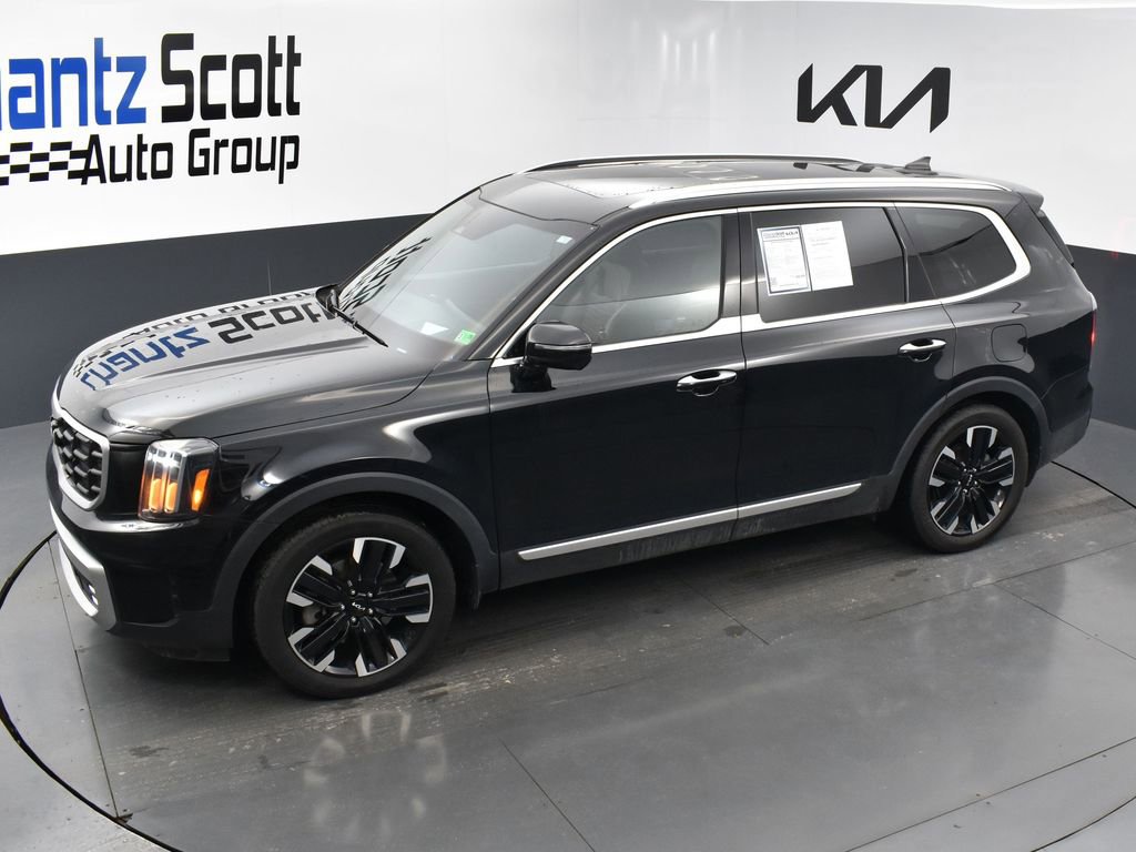 Used 2024 Kia Telluride SX Prestige w/ Towing Package image 18