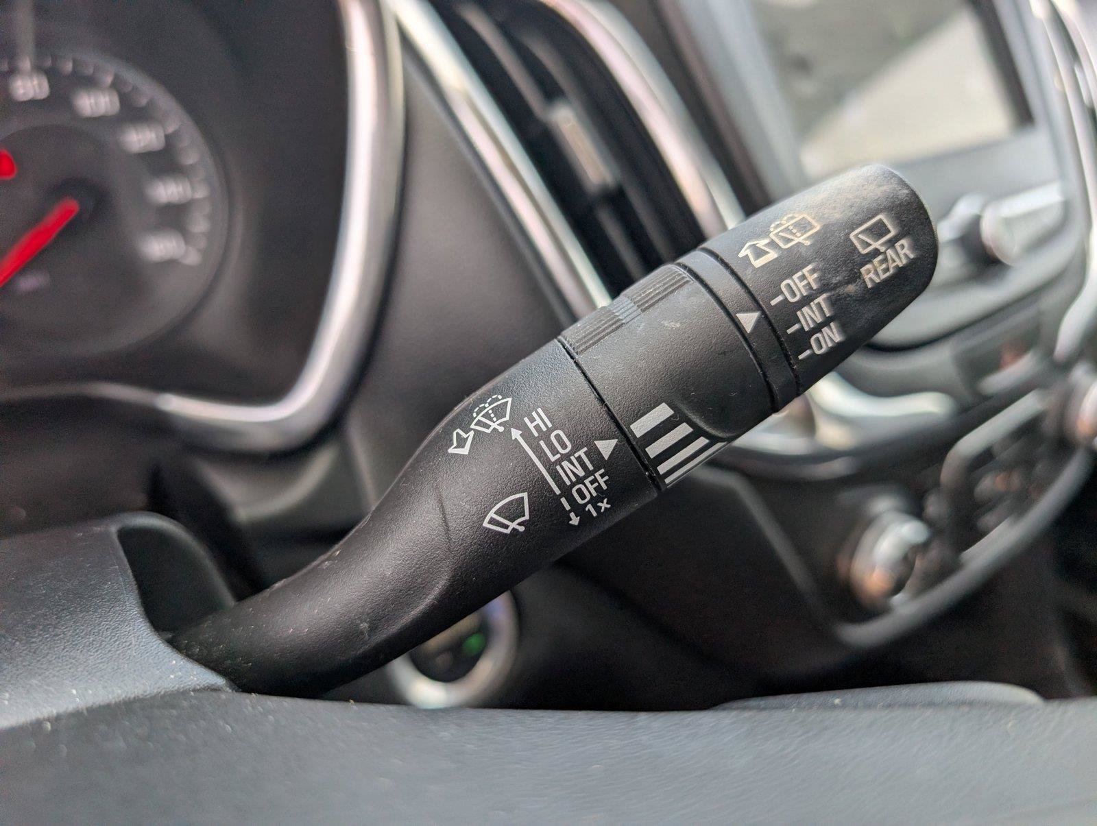 Used 2019 Chevrolet Equinox LT FWD image 23