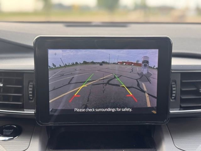 Used 2023 Ford Explorer XLT w/ Equipment Group 202A AWD/4WD image 25