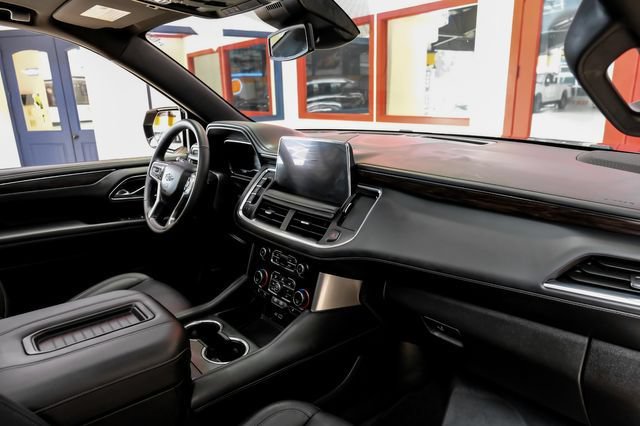 Used 2023 Chevrolet Tahoe Z71 w/ Z71 Off-Road Package AWD/4WD image 14