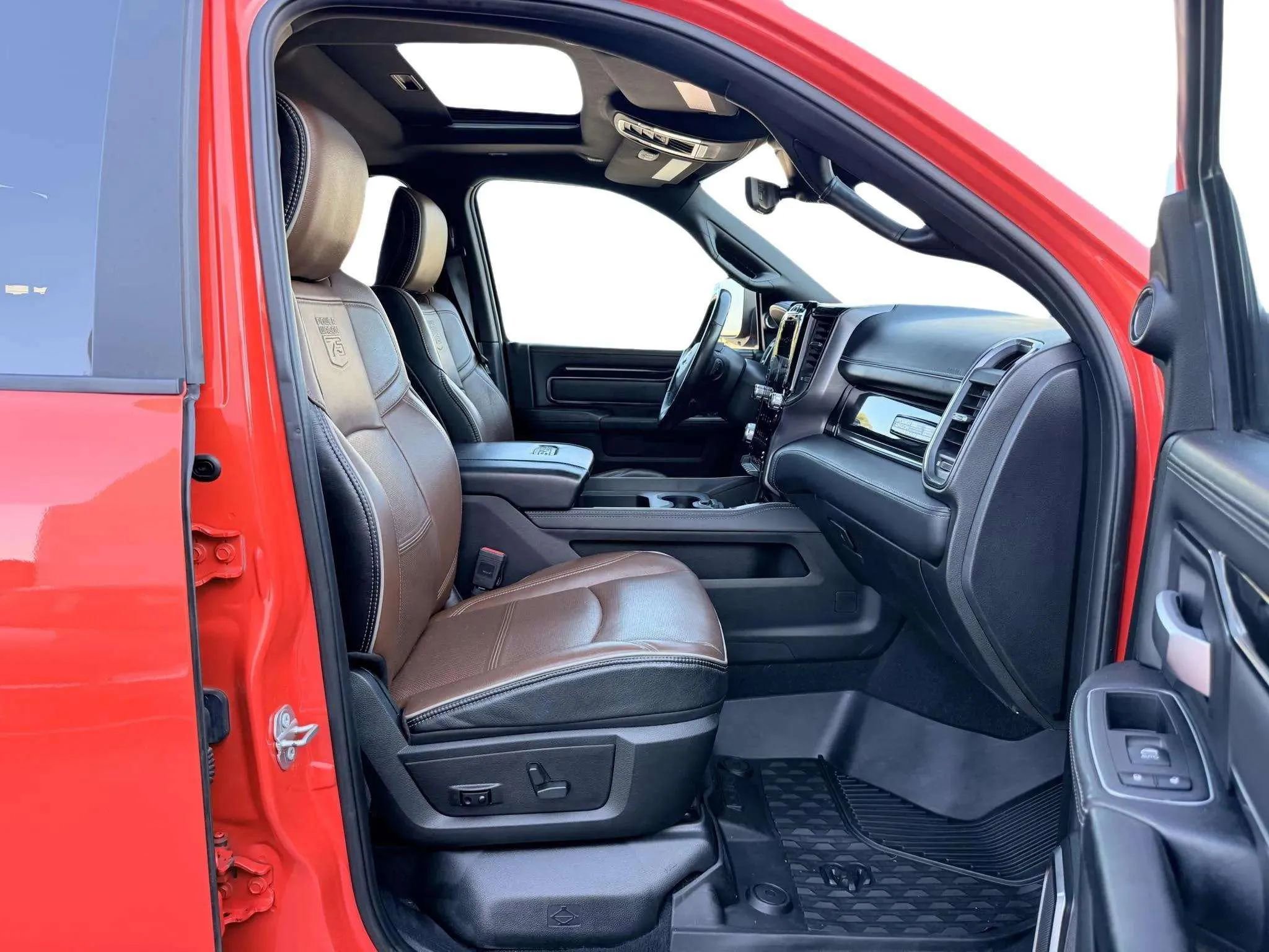 Used 2021 RAM 2500 Power Wagon w/ 75th Anniversary Edition image 15