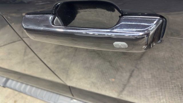 Used 2022 Ford F150 Lariat w/ Equipment Group 502A High image 13