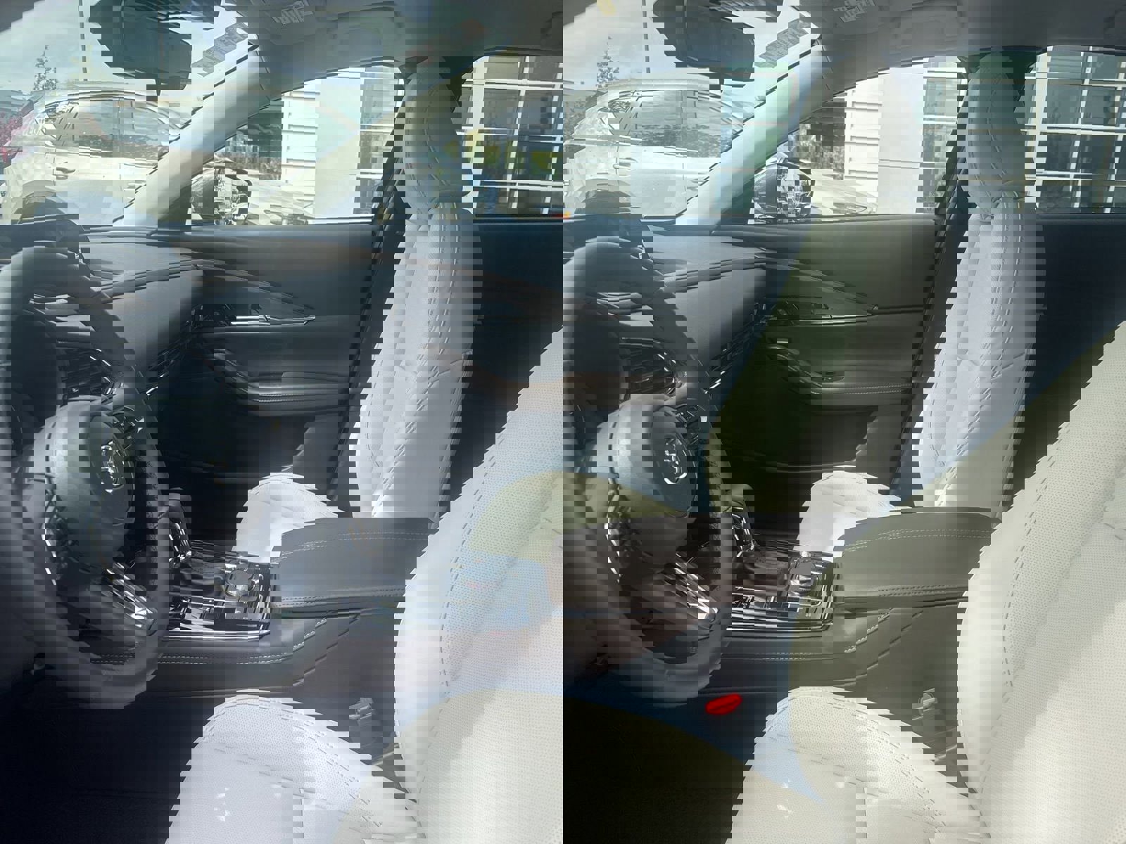 Used 2025 MAZDA CX-30 AWD 2.5 S w/ Premium Package image 6