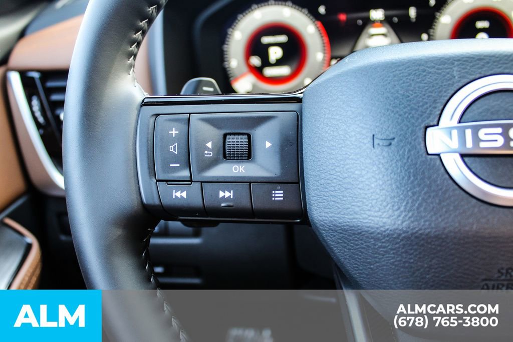 Used 2025 Nissan Rogue Platinum w/ Platinum Premium Package FWD image 27