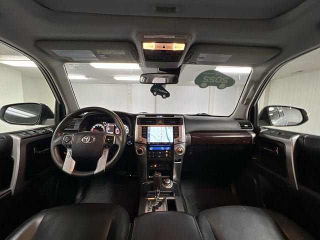 Used 2022 Toyota 4Runner Limited AWD/4WD image 21