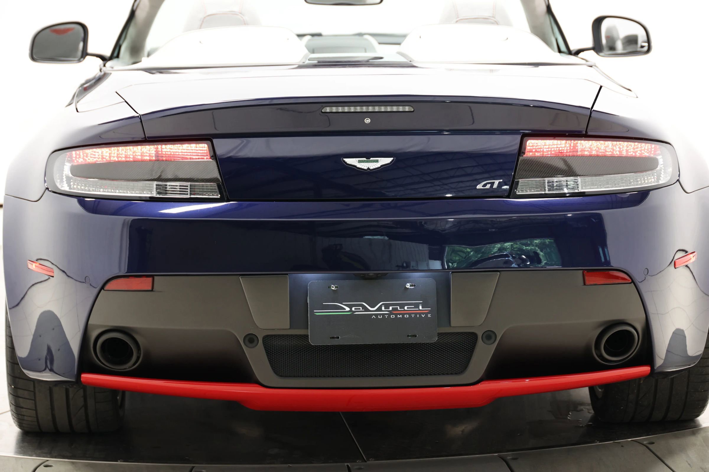 Used 2016 Aston Martin V8 Vantage GT RWD image 51