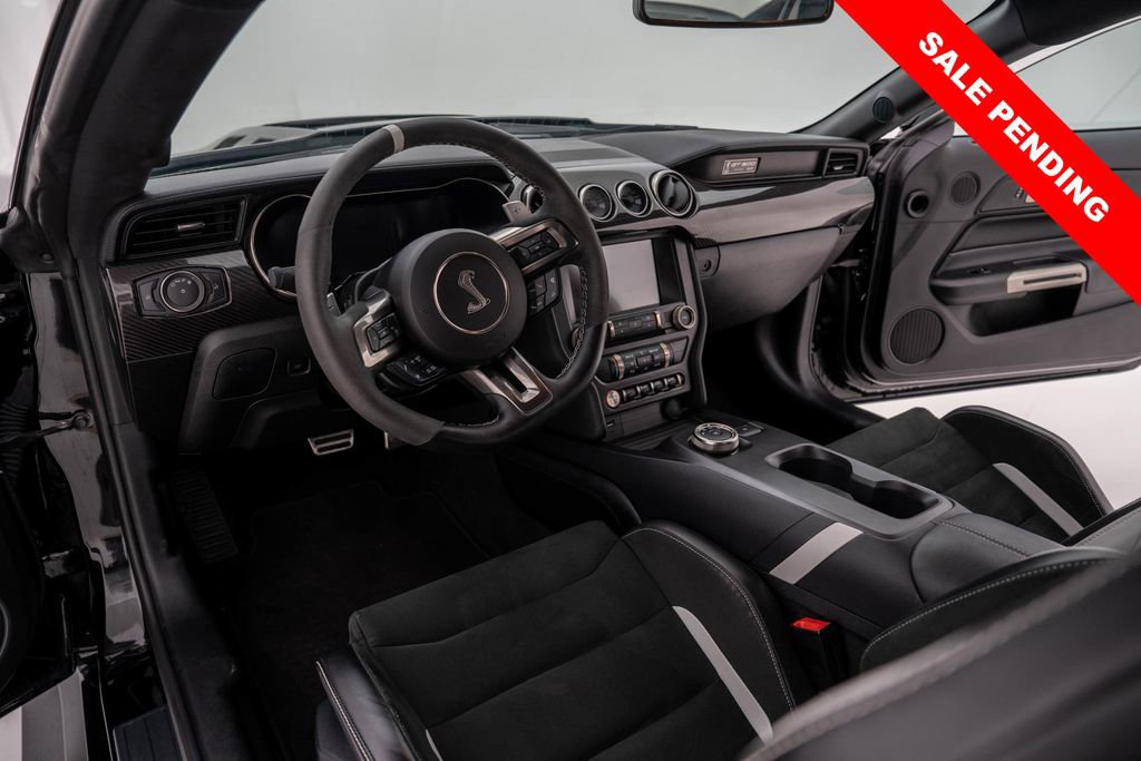 Used 2021 Ford Mustang Shelby GT500 w/ Technology Package image 12