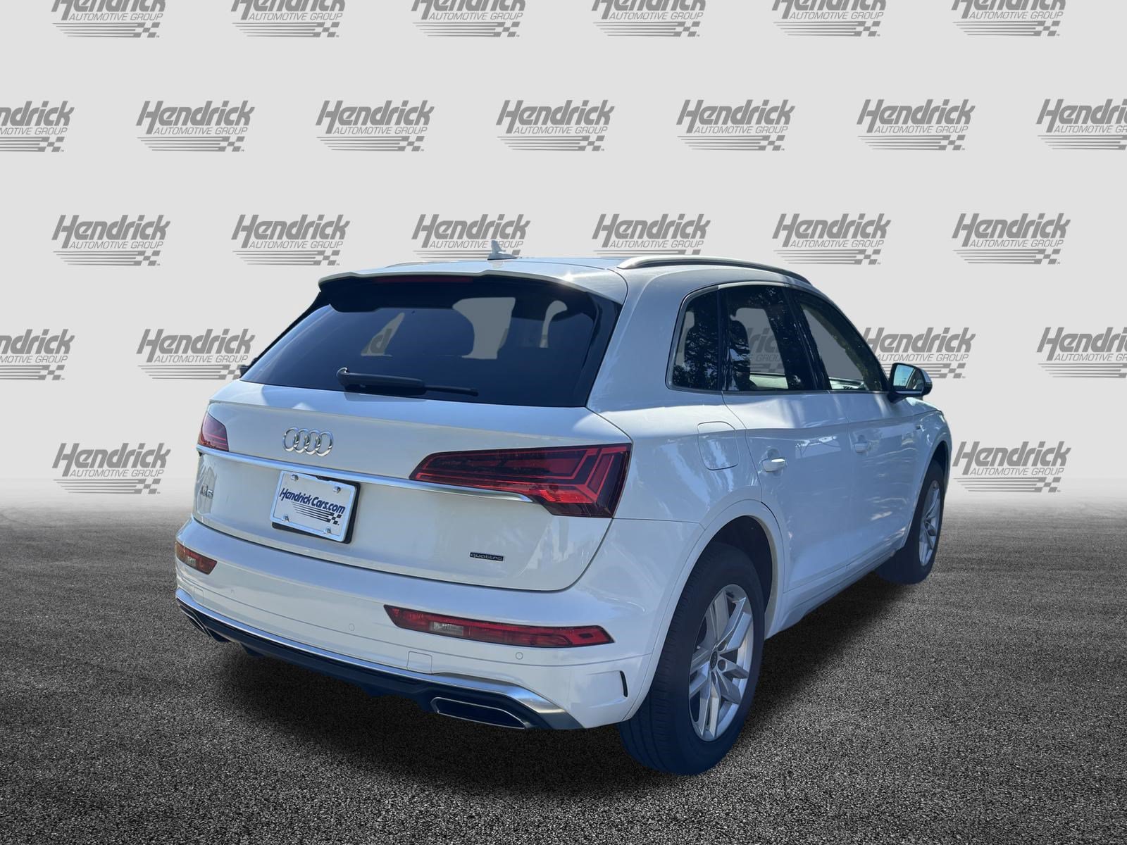 Used 2023 Audi Q5 2.0T Premium w/ Convenience Package AWD/4WD image 10