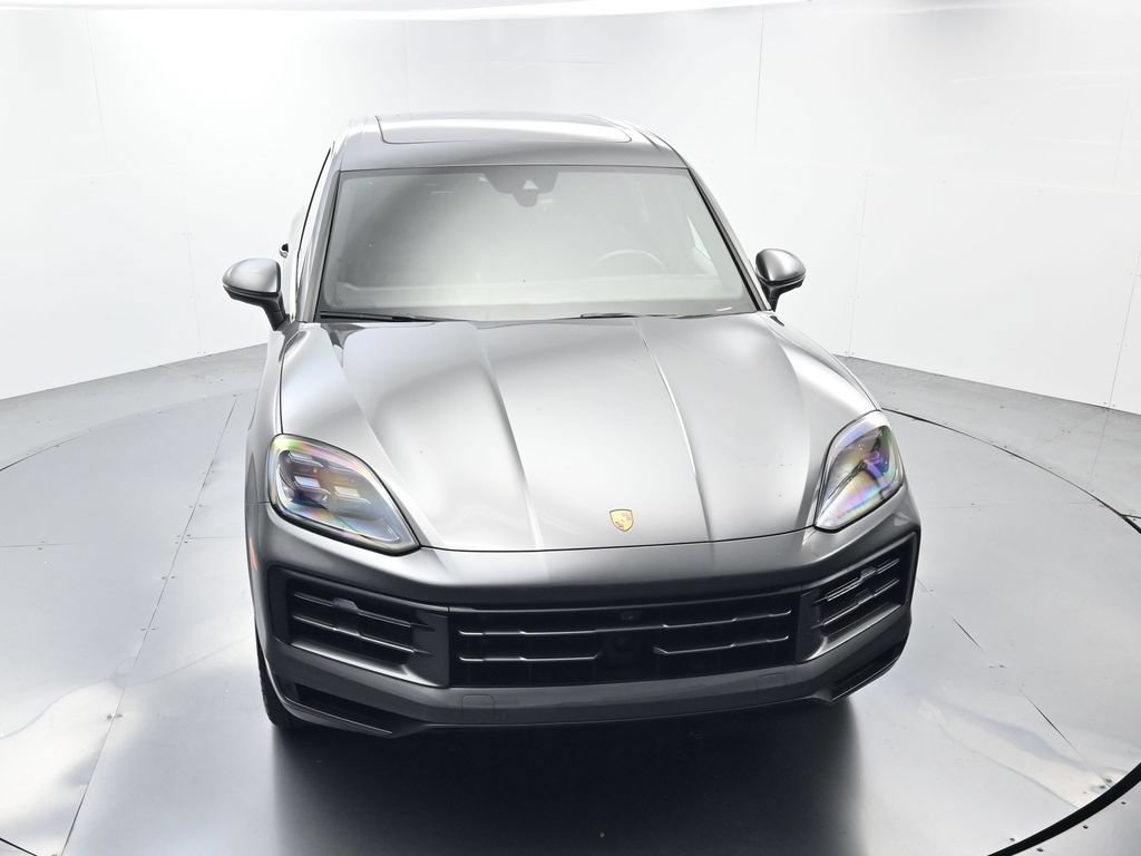 Certified 2024 Porsche Cayenne AWD/4WD image 43