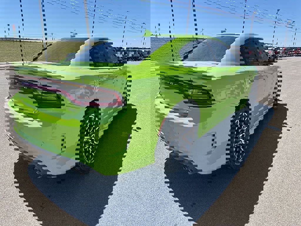 Used 2023 Dodge Charger R/T w/ Harman/Kardon Audio Group image 7