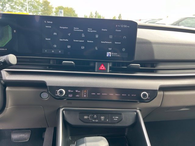 Certified 2025 Kia Carnival EX FWD image 17