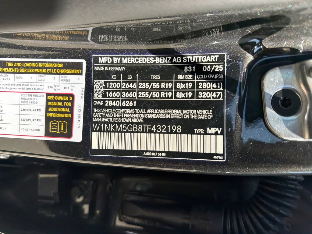 Used 2026 Mercedes-Benz GLC 350e 4MATIC image 23
