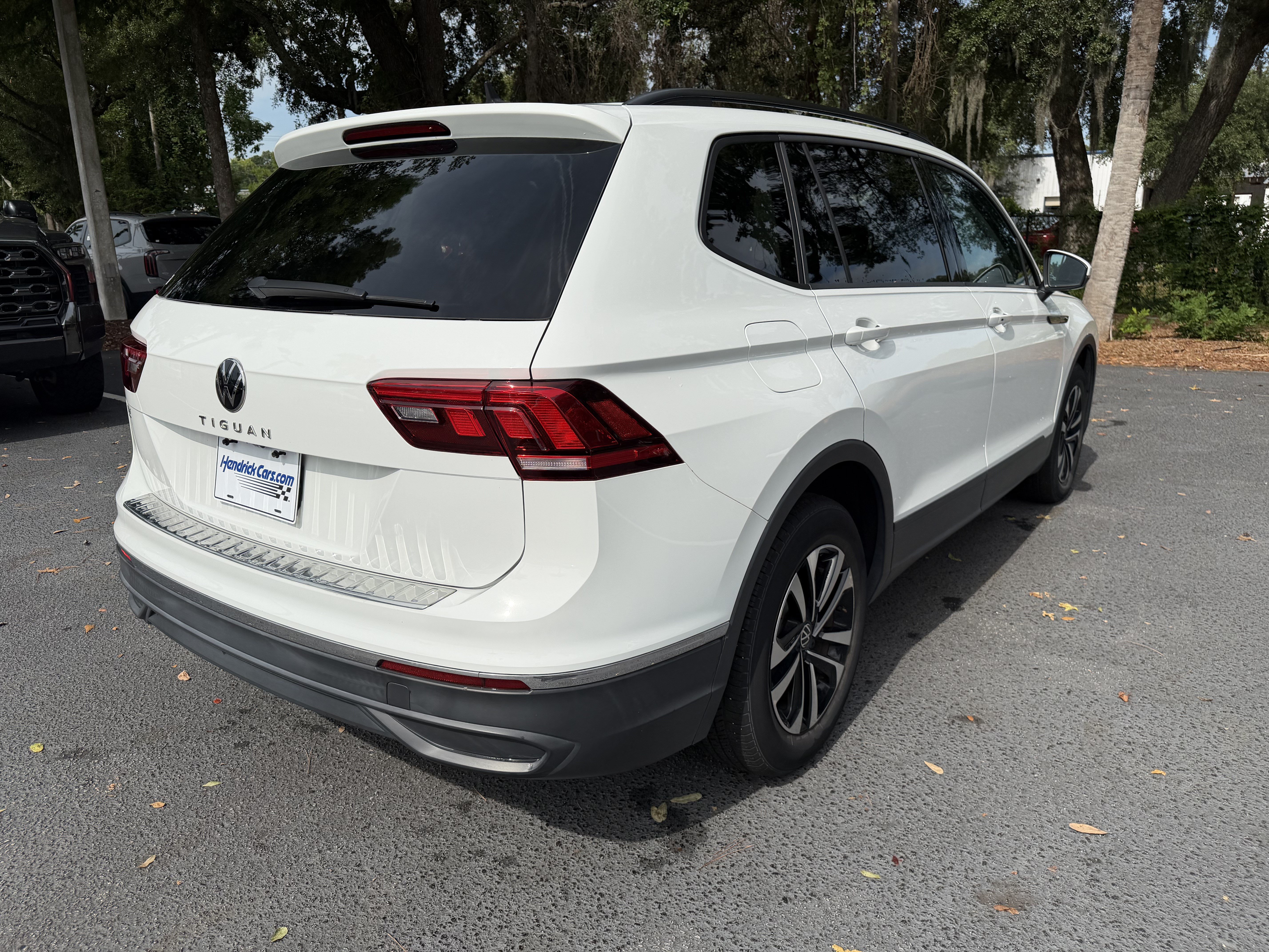 Used 2023 Volkswagen Tiguan S FWD image 9