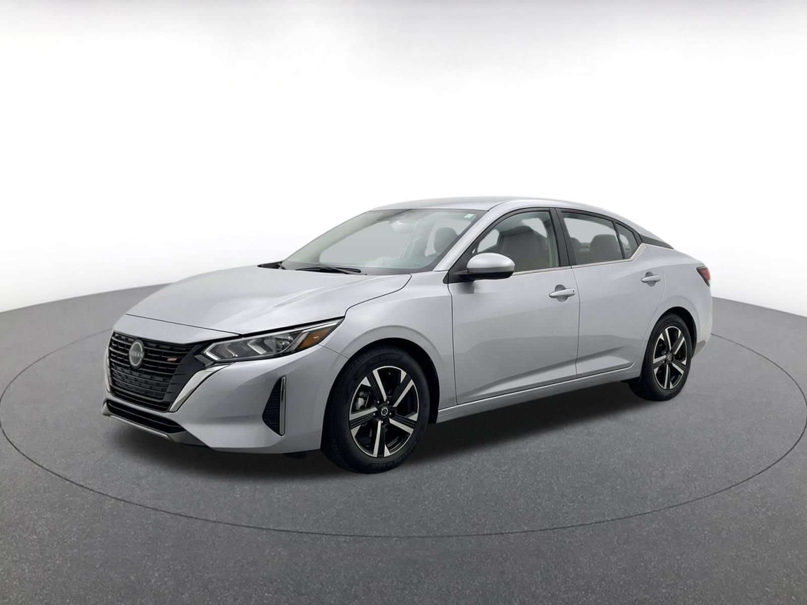 Used 2025 Nissan Sentra SV FWD image 3