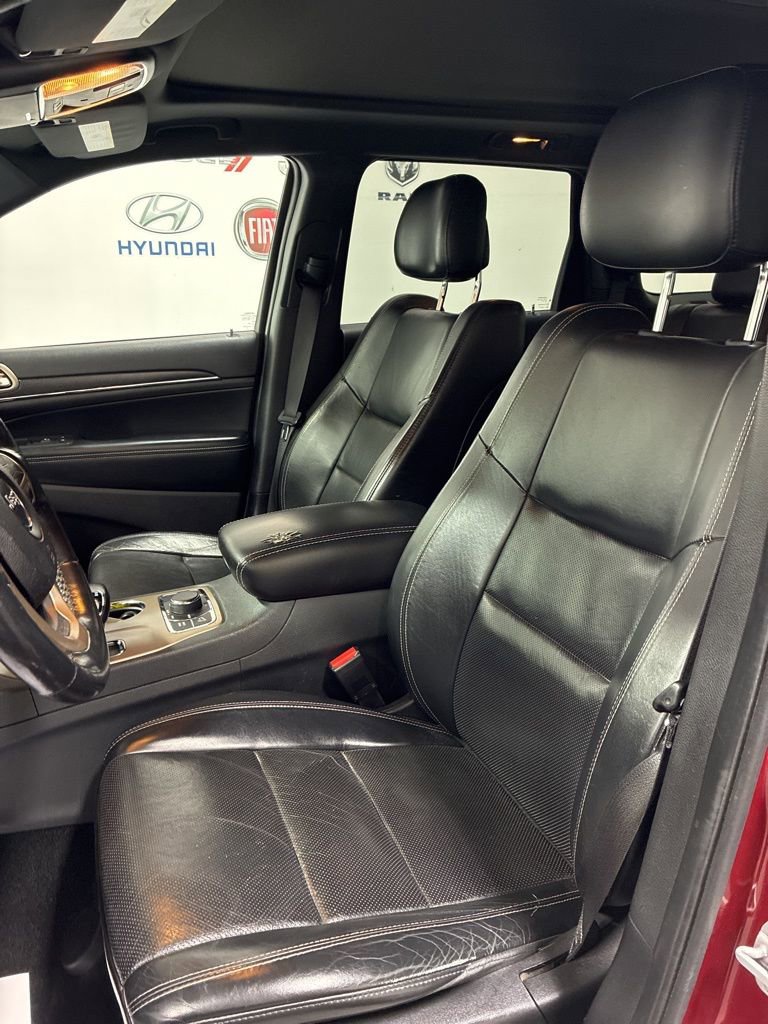 Used 2015 Jeep Grand Cherokee Limited w/ Luxury Group II image 11