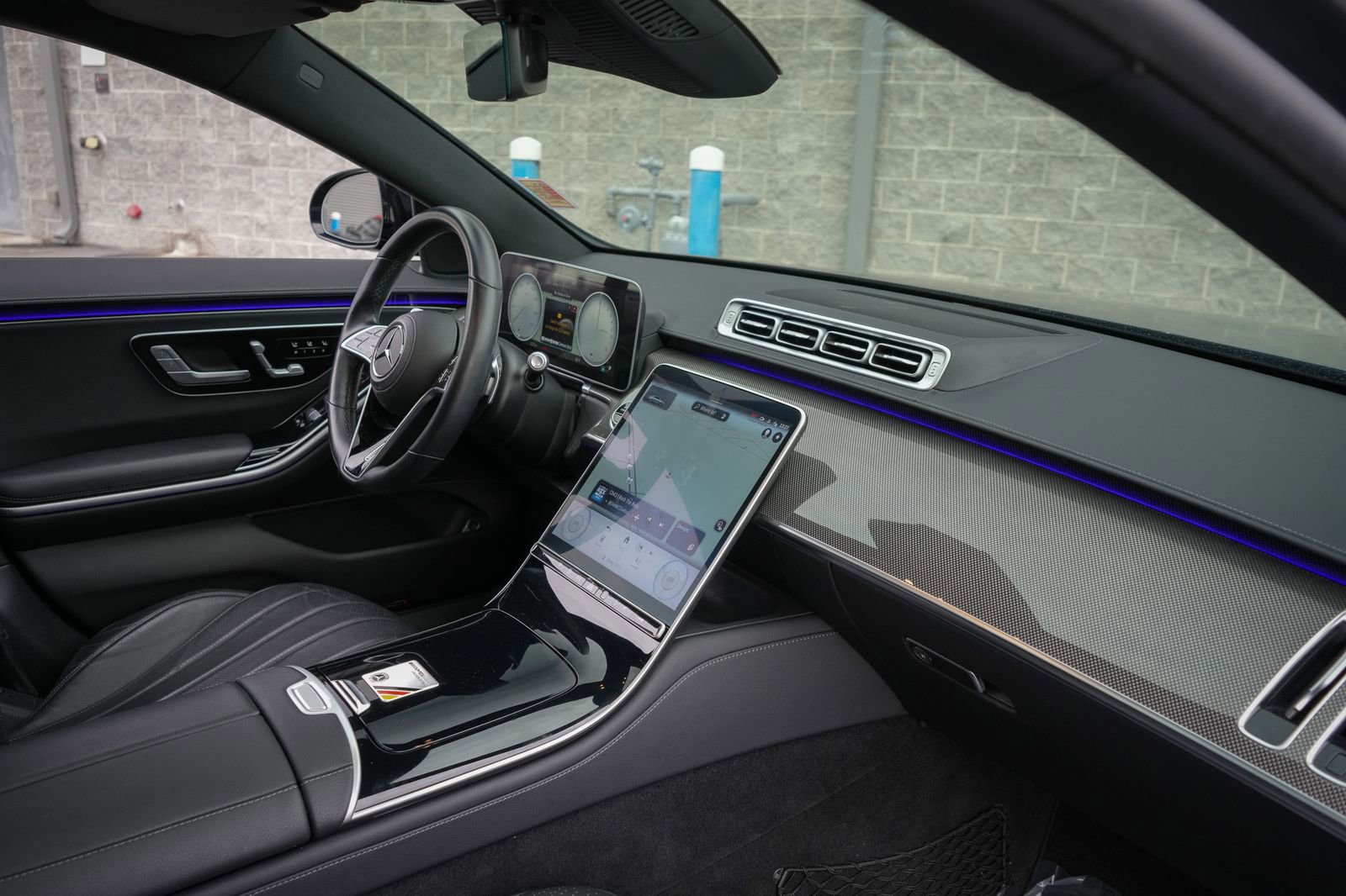 Used 2023 Mercedes-Benz S 580e S 580e w/ AMG Line image 38