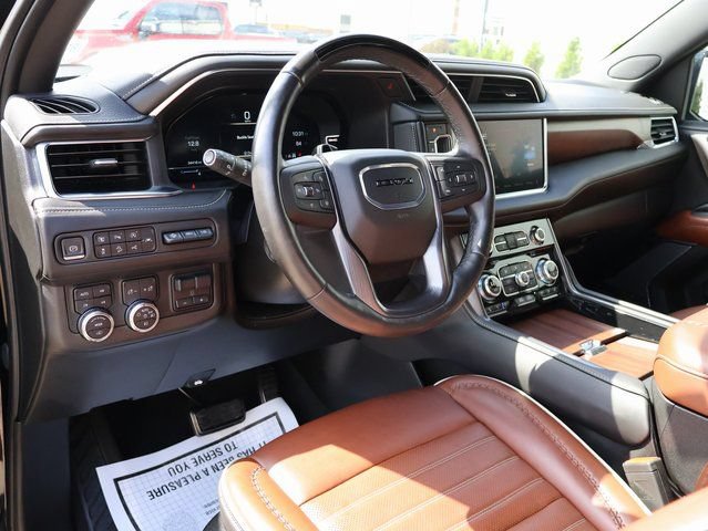 Used 2024 GMC Yukon Denali Ultimate AWD/4WD image 27