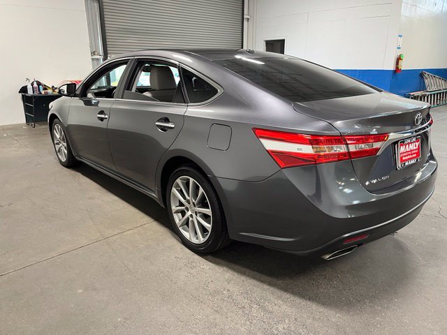 Used 2014 Toyota Avalon XLE Touring FWD image 5