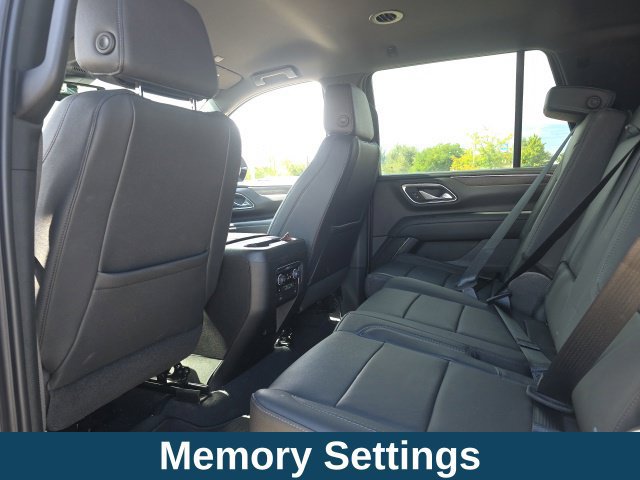 Used 2023 Chevrolet Tahoe LT w/ Luxury Package AWD/4WD image 14
