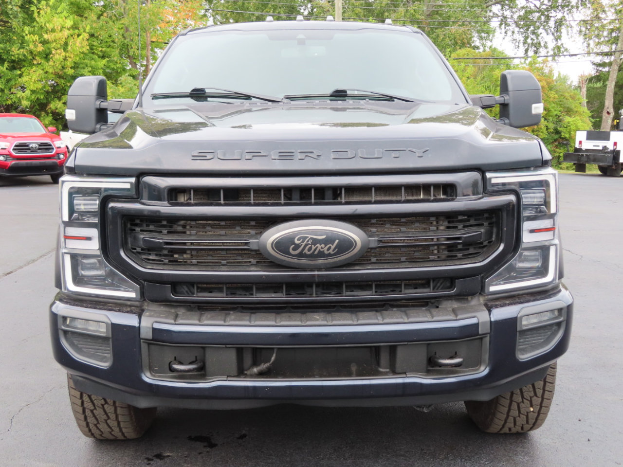 Used 2022 Ford F250 Lariat w/ Black Appearance Package image 9