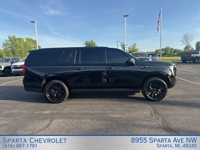 Used 2026 GMC Yukon XL AT4 Ultimate w/ LPO, Floor Liner Package AWD/4WD image 2