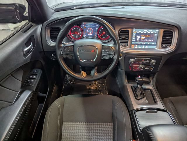 Used 2023 Dodge Charger SXT w/ Blacktop Package AWD/4WD image 6