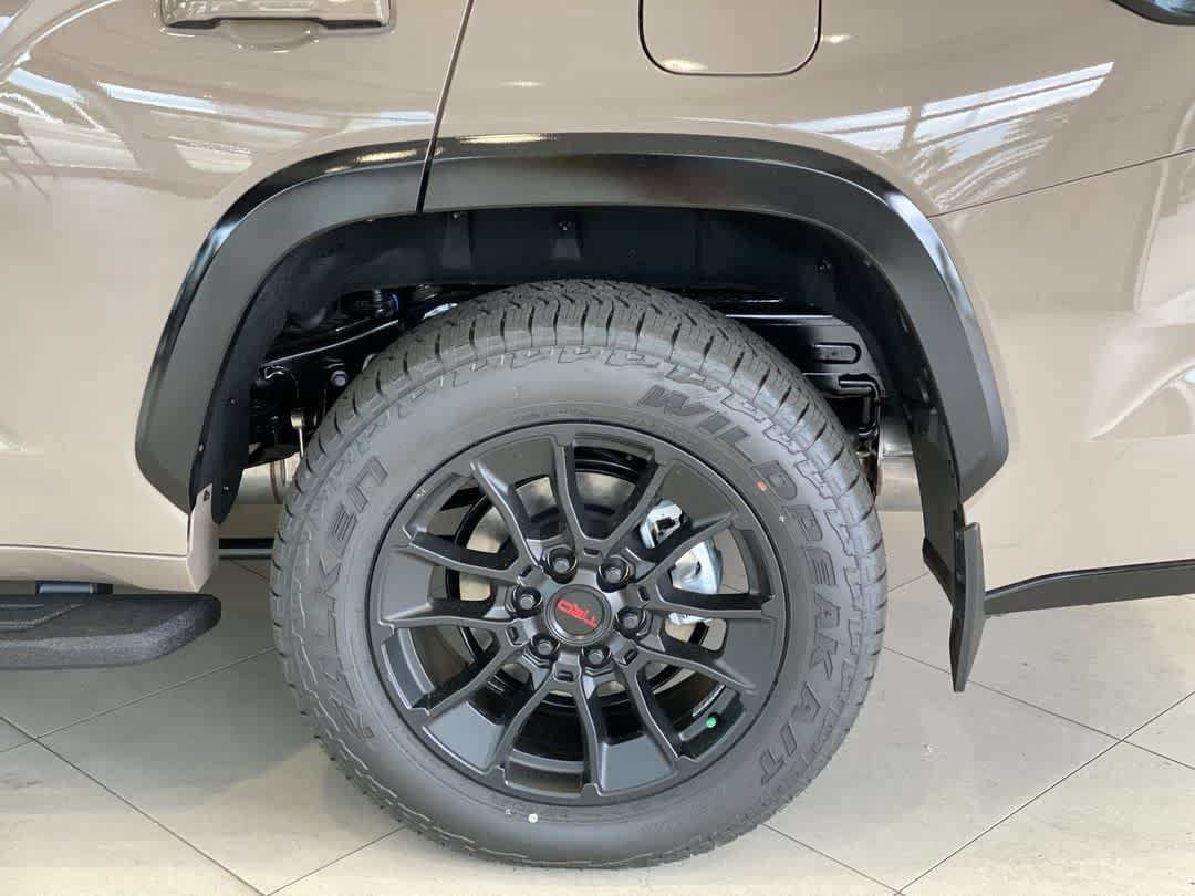 New 2026 Toyota Sequoia Platinum AWD/4WD image 12