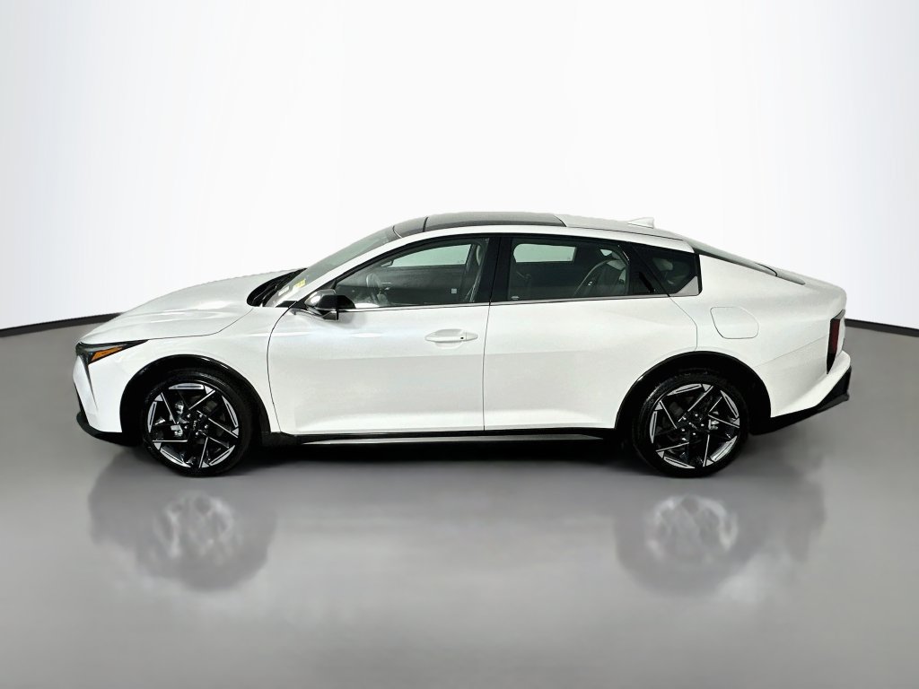 Used 2025 Kia K4 GT-Line w/ GT-Line Premium Package FWD image 4