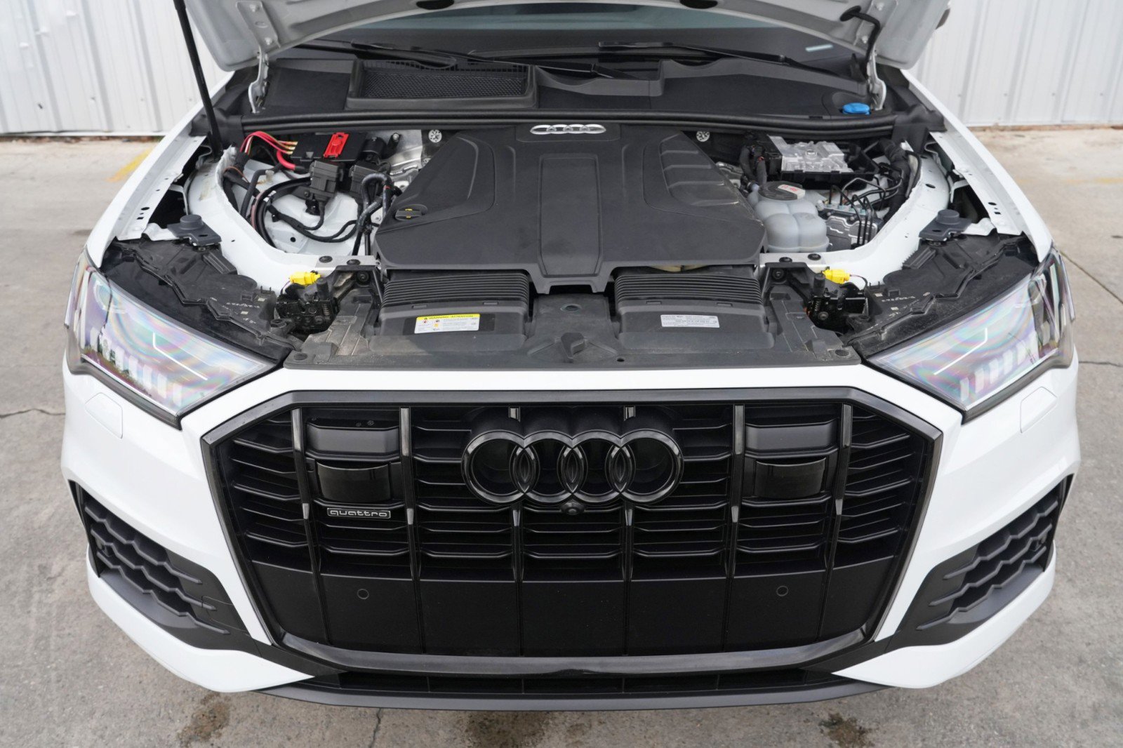 Used 2022 Audi Q7 Premium Plus image 7