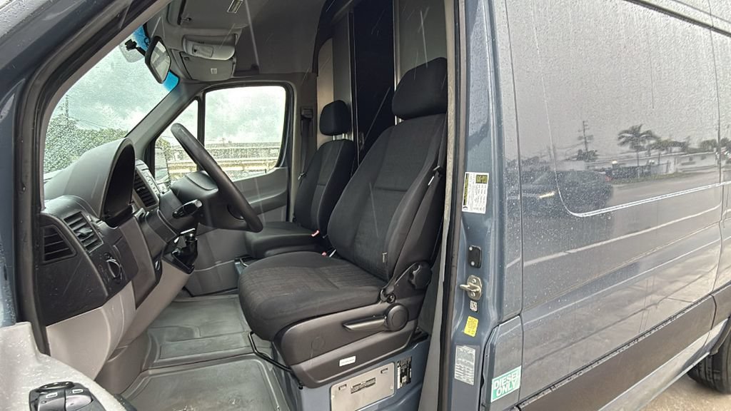 Used 2018 Mercedes-Benz Sprinter 2500 image 31
