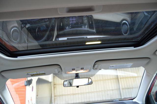 Used 2014 Toyota RAV4 XLE AWD/4WD image 26