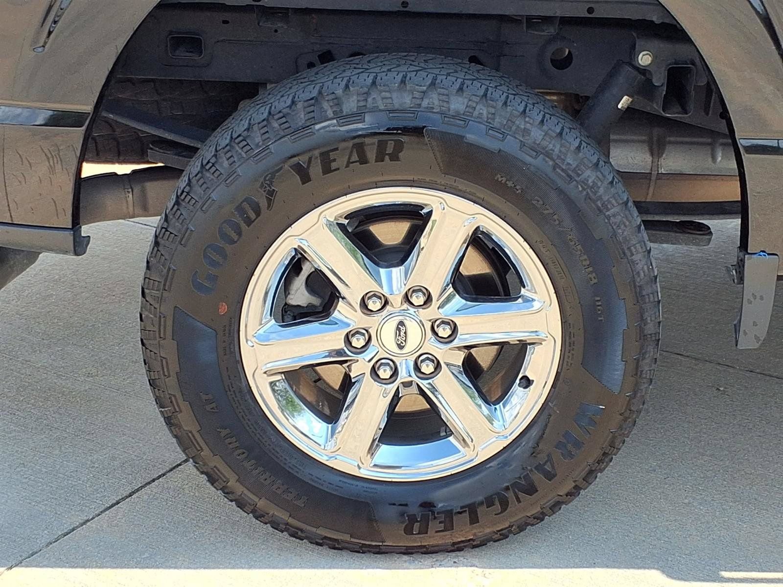 Used 2025 Ford F150 XLT w/ Equipment Group 301A Standard AWD/4WD image 26