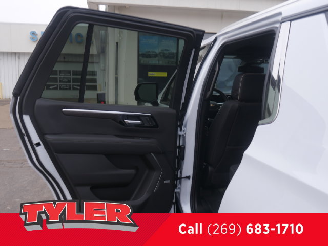 New 2026 Chevrolet Tahoe Premier w/ Sun And Tow Package AWD/4WD image 20