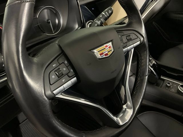 Used 2024 Cadillac XT6 Premium Luxury image 17
