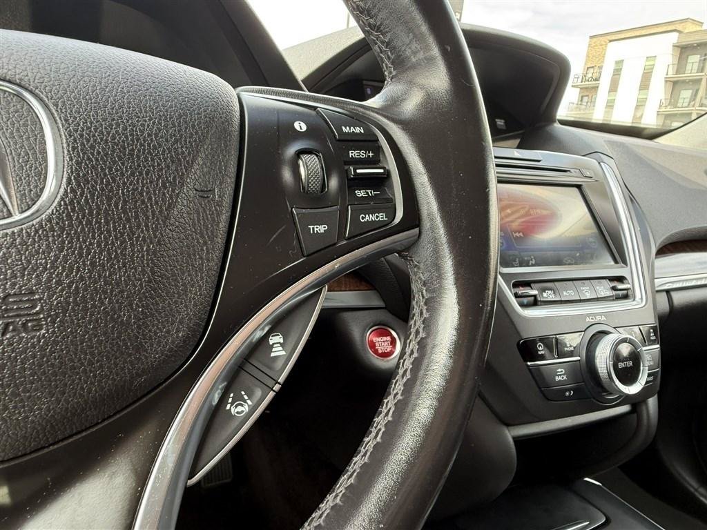 Used 2017 Acura MDX w/ Technology Package FWD image 30