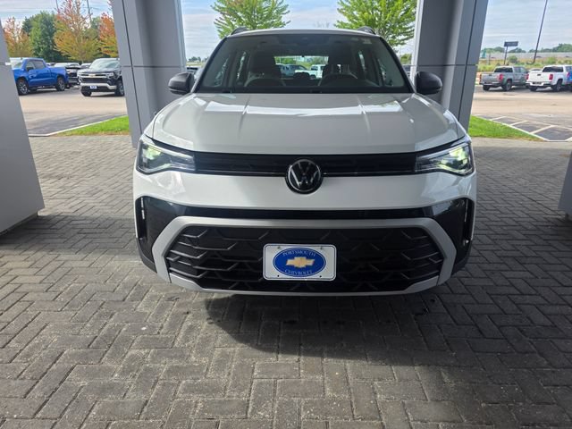 Used 2025 Volkswagen Taos S AWD/4WD image 6