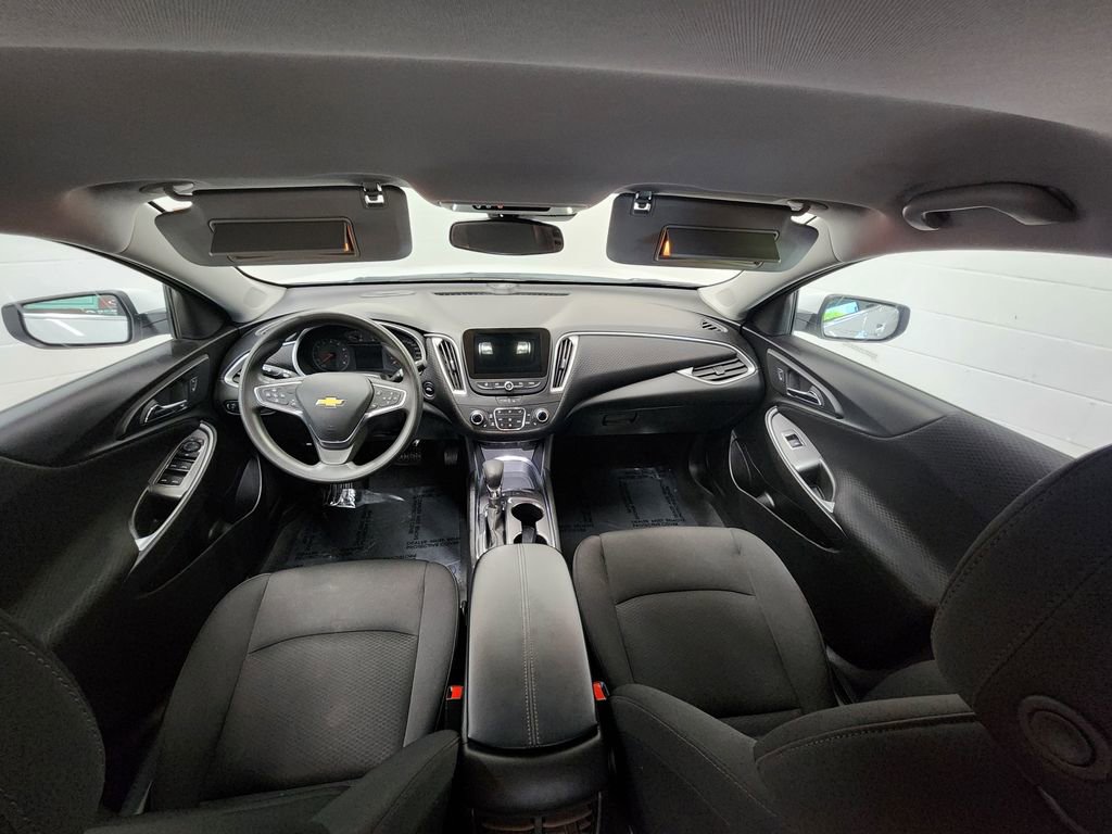 Used 2024 Chevrolet Malibu LT FWD image 25