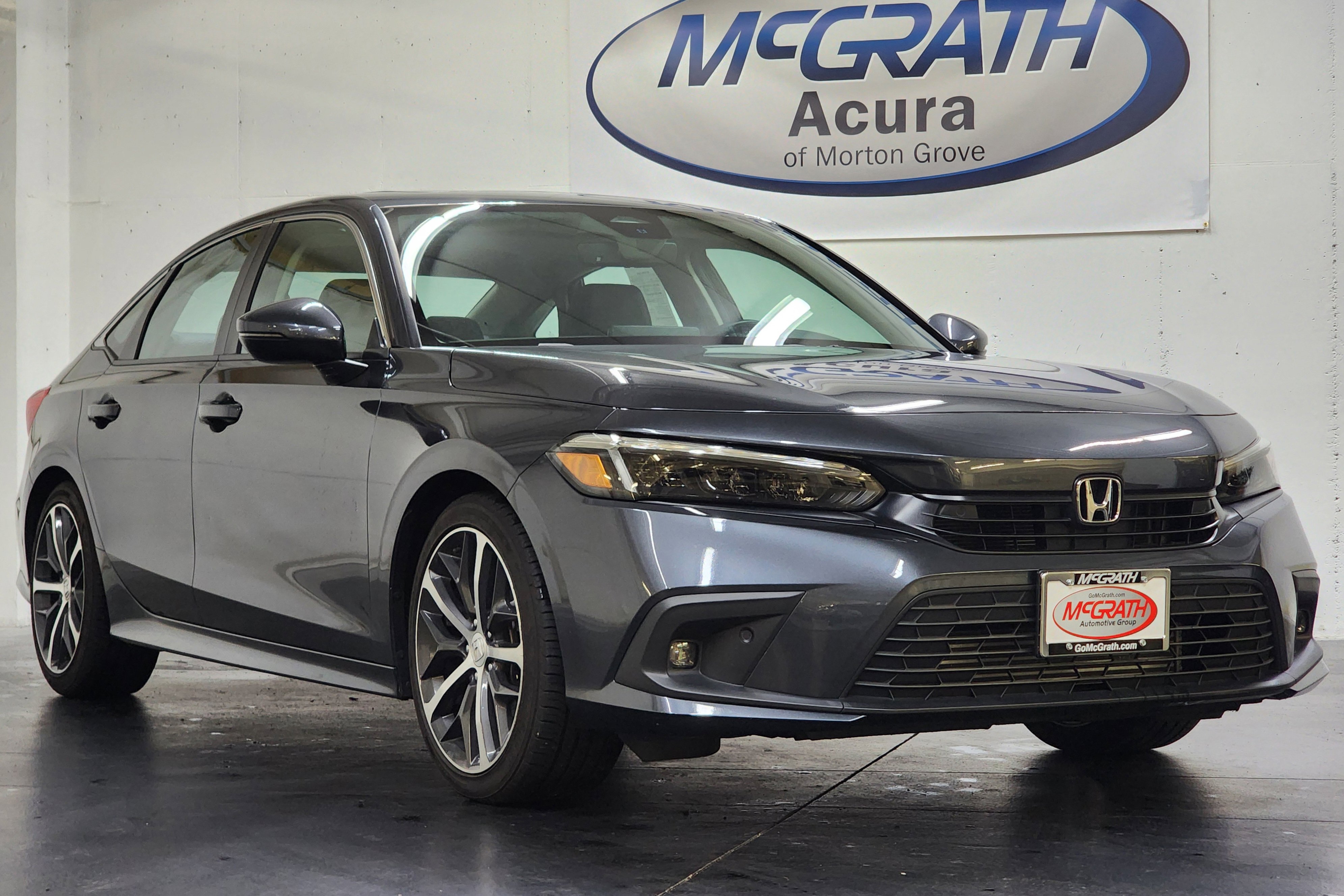 Used 2024 Honda Civic Touring image 2