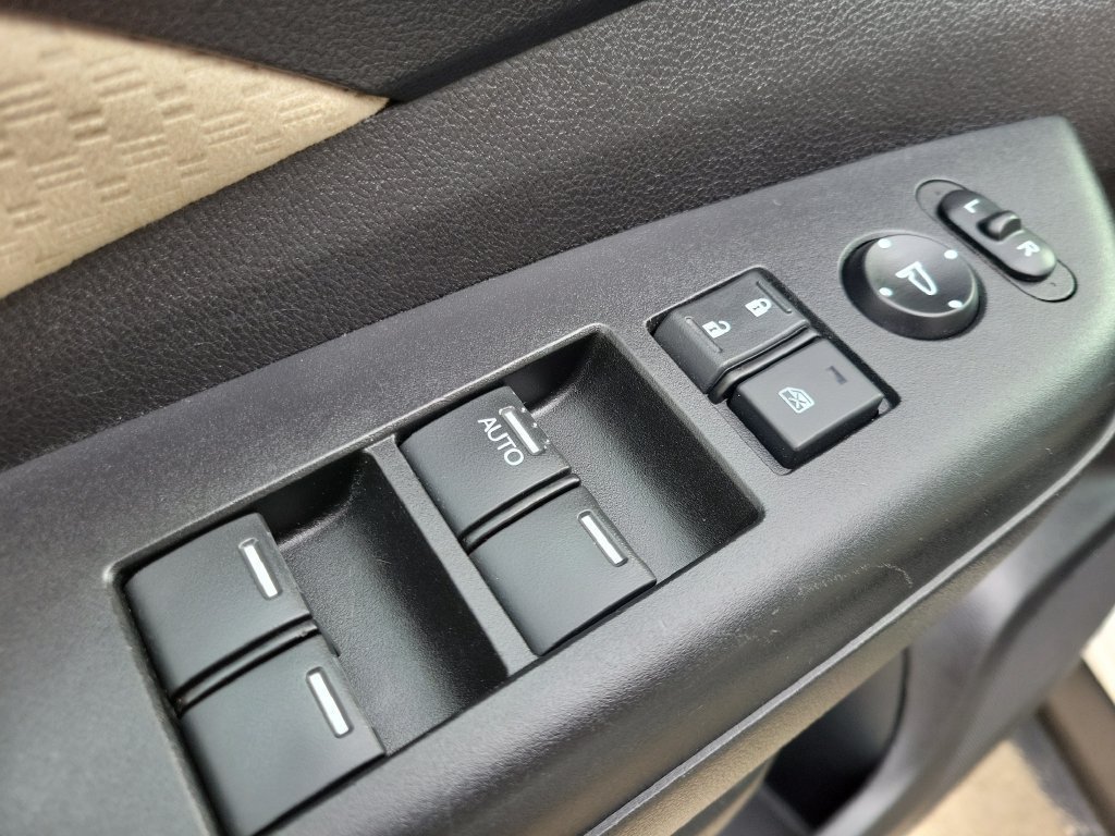 Used 2015 Honda CR-V EX image 15