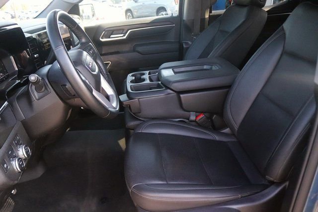 Used 2024 GMC Sierra 1500 SLT AWD/4WD image 16