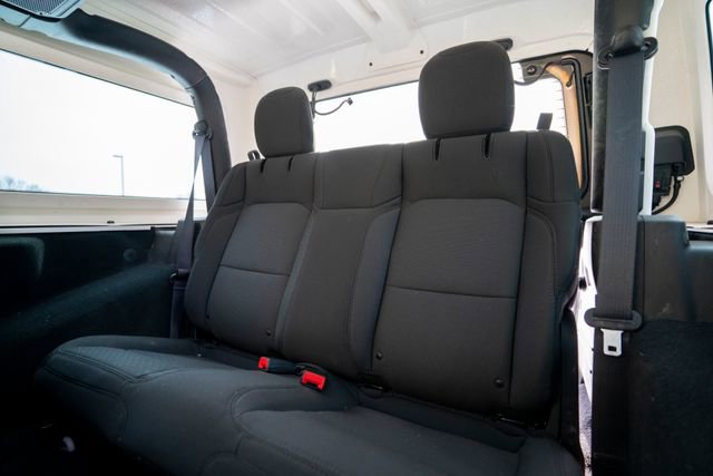 Used 2022 Jeep Wrangler Sport S image 32