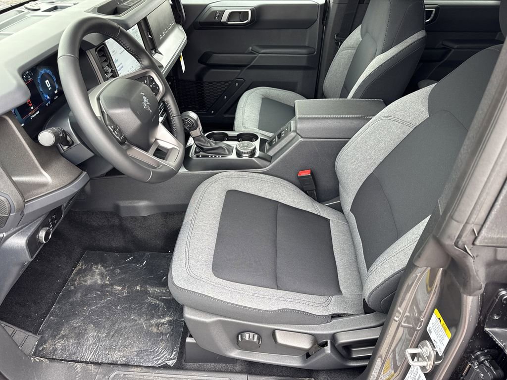 New 2025 Ford Bronco Big Bend image 9