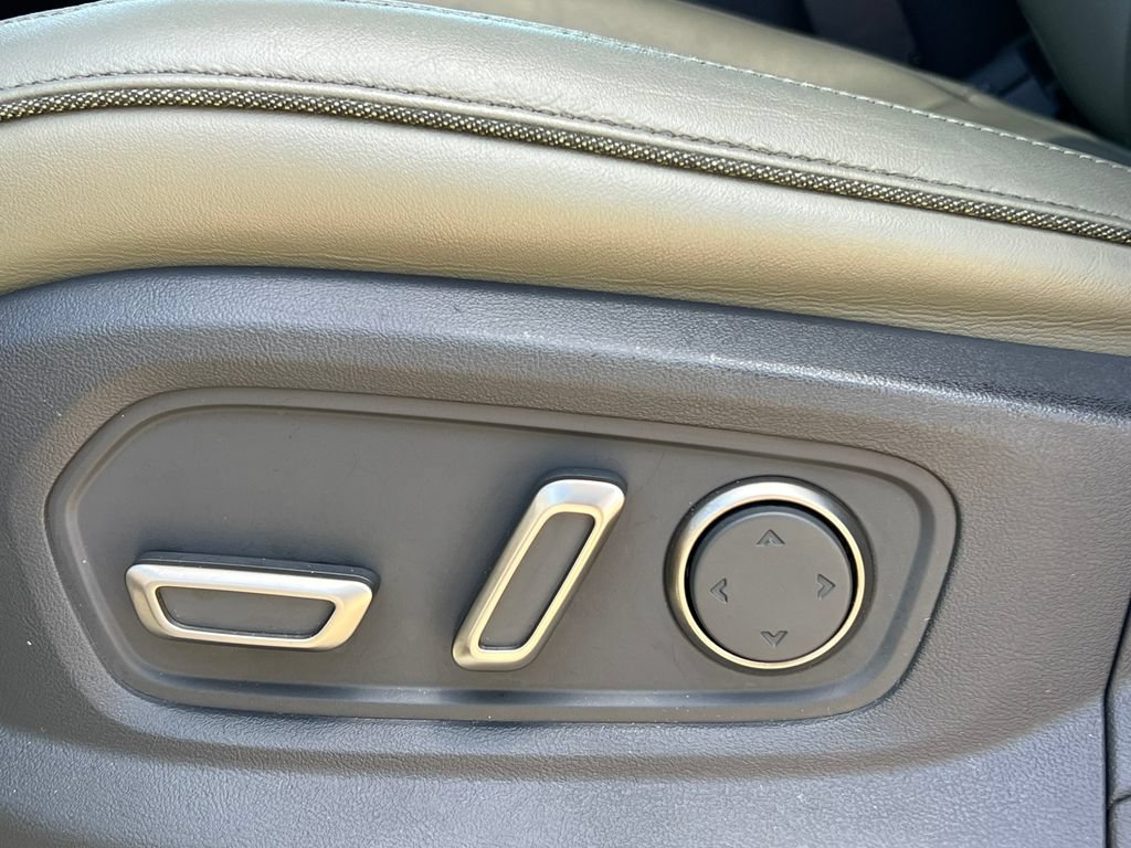 Used 2022 Rivian R1T Launch Edition AWD/4WD image 13
