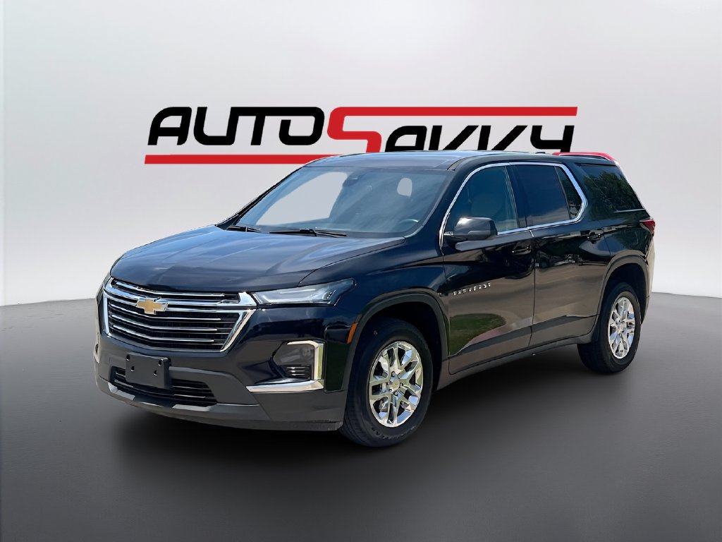 Used 2023 Chevrolet Traverse LS FWD image 3